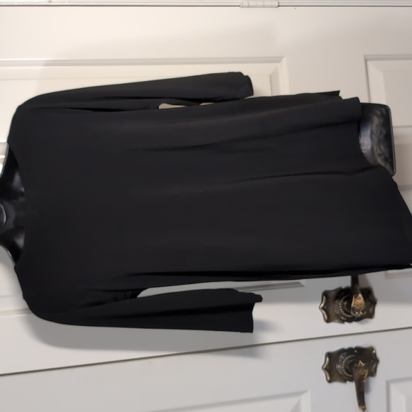 Sympli Asymmetrical Flowy Top Tunic Shoulder Cut out 3/4 sleeve Size 8 - Picture 6 of 12